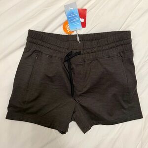 Puma Cloudspun Pacific Shorts